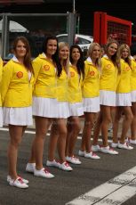 World © Octane Photographic Ltd. F1 Belgian GP - Spa-Francorchamps, Sunday 25th August 2013 - Race Build up. The Shell grid girls waiting for the pack to form up. Digital Ref :
