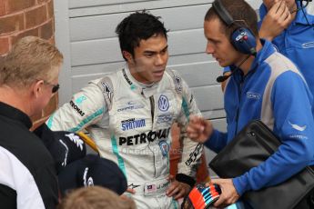 World © Octane Photographic Ltd. British Formula 3 – Brands Hatch. Saturday 11th August 2013 – Race 2. Jazeman Jaafar chats with his team after finishing – Carlin – Dallara F312 Volkswagen. Digital Ref :