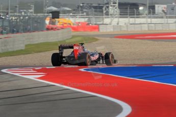 World © Octane Photographic Ltd. F1 USA GP - Austin, Texas, Circuit of the Americas (COTA), Friday 15th November 2013 - Practice 1. Scuderia Toro Rosso STR 8 - Daniel Ricciardo. Digital Ref : 0853lw1d2719