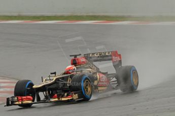 World © Octane Photographic Ltd. Formula 1 Winter testing, Barcelona – Circuit de Catalunya, 22nd February 2013. Lotus E31, Romain Grosjean. Digital Ref: 0579cb7d9727