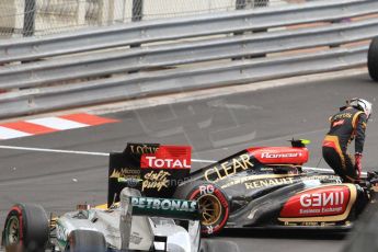 World © Octane Photographic Ltd. F1 Monaco GP, Monte Carlo - Saturday 25th May - Practice 3. Lotus F1 Team E21 - Romain Grosjean puts his car into the wall at St.Devote and blocks the pit exit. Digital Ref : 0707cb7d2480