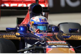 World © Octane Photographic Ltd. F1 Monaco GP, Monte Carlo - Saturday 25th May - Practice 3. Scuderia Toro Rosso STR 8 - Daniel Ricciardo. Digital Ref : 0707lw1d9491