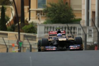 World © Octane Photographic Ltd. F1 Monaco GP, Monte Carlo - Saturday 25th May - Qualifying. Scuderia Toro Rosso STR 8 - Daniel Ricciardo. Digital Ref : 0708lw1d9680