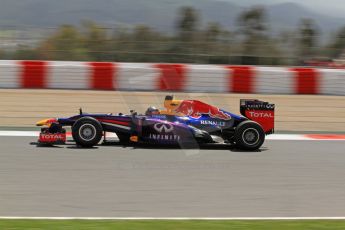 World © Octane Photographic Ltd. F1 Spanish GP, Circuit de Catalunya, Friday 10th May 2013. Practice 2. Infiniti Red Bull Racing - Sebastian Vettel. Digital Ref : 0661cb7d8941