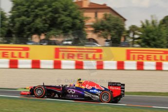 World © Octane Photographic Ltd. F1 Spanish GP, Circuit de Catalunya, Friday 10th May 2013. Practice 2. Infiniti Red Bull Racing - Mark Webber. Digital Ref : 0661cb7d8989