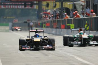 World © Octane Photographic Ltd. F1 Italian GP - Monza, Saturday 7th September 2013 - Qualifying. Scuderia Toro Rosso STR 8 - Daniel Ricciardo and Sahara Force India VJM06 - Paul di Resta. Digital Ref :