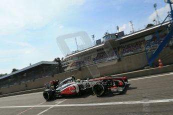 World © Octane Photographic Ltd. F1 Italian GP - Monza, Saturday 7th September 2013 - Qualifying. Vodafone McLaren Mercedes MP4/28 - Sergio Perez. Digital Ref :