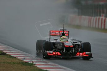 World © Octane Photographic Ltd. Formula 1 Winter testing, Barcelona – Circuit de Catalunya, 28th February 2013. Vodafone McLaren Mercedes MP4/28. Sergio Perez. Digital Ref: