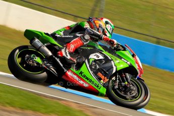 World © Octane Photographic Ltd. World Superbikes (SBK) European GP – Donington Park – Free Practice. Kawasaki Racing Team – Kawasaki ZX-10R – Loris Baz and Althea Racing – Aprilia RSV4 Factory – Davide Giugliano. Saturday 25th May 2013. Digital Ref : 0698ce1d3262