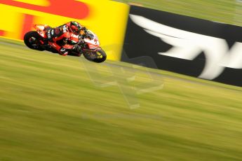 World © Octane Photographic Ltd. World Superbikes (SBK) European GP – Donington Park – Free Practice. Aprilia Racing Team – Aprilia RSV4 Factory – Sylvain Guintoli. Saturday 25th May 2013. Digital Ref : 0698ce1d3512