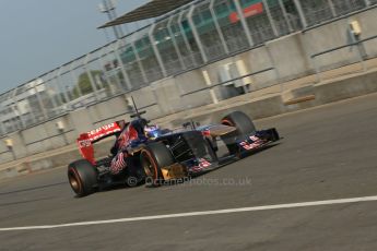 World © Octane Photographic Ltd. Formula 1 - Young Driver Test - Silverstone. Thursday 18th July 2013. Day 2. Scuderia Toro Rosso STR8 - Daniel Ricciardo. Digital Ref : 0753lw1d9042