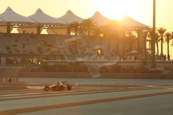 World © Octane Photographic Ltd. Friday 21st November 2014. Abu Dhabi Grand Prix - Yas Marina Circuit - Formula 1 Practice 2. Sauber C33 – Esteban Gutierrez. Digital Ref : 1161CB1D6742