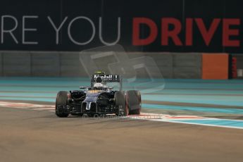 World © Octane Photographic Ltd. Friday 21st November 2014. Abu Dhabi Grand Prix - Yas Marina Circuit - Formula 1 Practice 2. McLaren Mercedes MP4/29 – Kevin Magnussen. Digital Ref: 1161LB1D5107