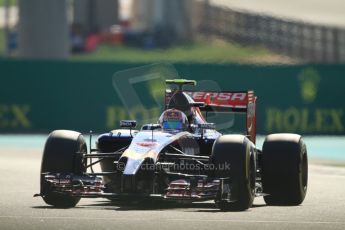 World © Octane Photographic Ltd. Saturday 22nd November 2014. Abu Dhabi Grand Prix - Yas Marina Circuit - Formula 1 Practice 3. Scuderia Toro Rosso STR 9 – Daniil Kvyat. Digital Ref: 1165CB7D8380