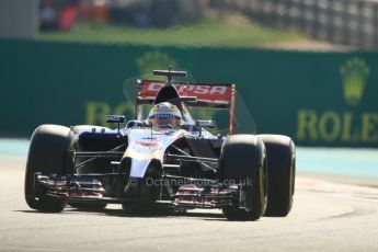 World © Octane Photographic Ltd. Saturday 22nd November 2014. Abu Dhabi Grand Prix - Yas Marina Circuit - Formula 1 Practice 3. Scuderia Toro Rosso STR9 – Jean-Eric Vergne. Digital Ref: 1165CB7D8417