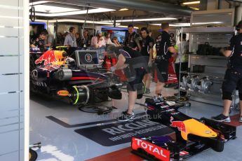 World © Octane Photographic Ltd. Saturday 22nd November 2014. Abu Dhabi Grand Prix - Formula 1 Practice 3. Infiniti Red Bull Racing RB10 – Daniel Ricciardo. Digital Ref: 1165LB1D5785