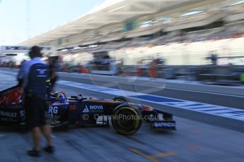 World © Octane Photographic Ltd. Saturday 22nd November 2014. Abu Dhabi Grand Prix - Formula 1 Practice 3. Scuderia Toro Rosso STR 9 – Daniil Kvyat. Digital Ref: 1165LB1D5838