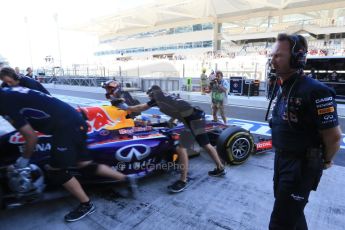 World © Octane Photographic Ltd. Saturday 22nd November 2014. Abu Dhabi Grand Prix - Formula 1 Practice 3. Infiniti Red Bull Racing RB10 - Sebastian Vettel. Digital Ref: 1165LB1D5992