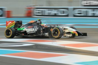 World © Octane Photographic Ltd. 2014 Formula 1 Abu Dhabi Grand Prix, F1 Qualifying, Saturday 22nd November 2014. Sahara Force India VJM07 – Sergio Perez. Digital Ref : 1166CB1D8232