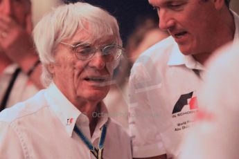 World © Octane Photographic Ltd. 2014 Formula 1 Abu Dhabi Grand Prix, F1 Qualifying, Saturday 22nd November 2014. Bernie Ecclestone. Digital Ref : 1166CB1D9007
