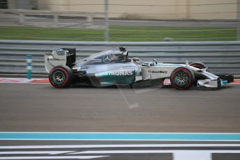 World © Octane Photographic Ltd. Saturday 22nd November 2014. Abu Dhabi Grand Prix - Yas Marina Circuit - Formula 1 Qualifying. Mercedes AMG Petronas F1 W05 – Lewis Hamilton. Digital Ref: 1166LB1D0830