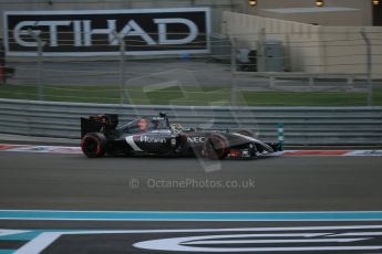 World © Octane Photographic Ltd. Saturday 22nd November 2014. Abu Dhabi Grand Prix - Yas Marina Circuit - Formula 1 Qualifying. Sauber C33 – Adrian Sutil. Digital Ref: 1166LB1D0872