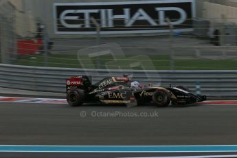 World © Octane Photographic Ltd. Saturday 22nd November 2014. Abu Dhabi Grand Prix - Yas Marina Circuit - Formula 1 Qualifying. Lotus F1 Team E22 –Romain Grosjean. Digital Ref: 1166LB1D1084