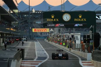 World © Octane Photographic Ltd. Saturday 22nd November 2014. Abu Dhabi Grand Prix - Yas Marina Circuit - Formula 1 Qualifying. Sahara Force India VJM07 – Sergio Perez. Digital Ref: 1166LB1D1333