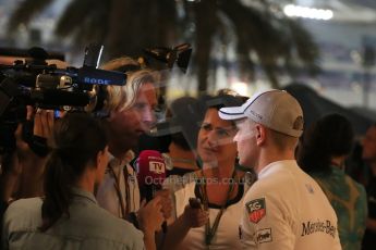 World © Octane Photographic Ltd. 2014 Formula 1 Abu Dhabi Grand Prix, F1 Qualifying, Saturday 22nd November 2014. McLaren Mercedes - Kevin Magnussen. Digital Ref : 1166LB1D1448