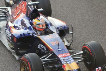 World © Octane Photographic Ltd. Sunday 23rd November 2014. Abu Dhabi Grand Prix - Yas Marina Circuit - Formula 1 Race. Scuderia Toro Rosso STR9 – Jean-Eric Vergne on his out lap from the pits. Digital Ref: