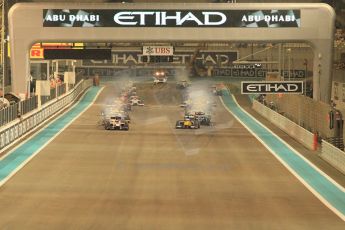 World © Octane Photographic Ltd. Saturday 22nd November 2014. GP2 Race 1 – Abu Dhabi GP - Yas Marina Circuit, United Arab Emirates. The Race start. Digital Ref :1167CB1D8867