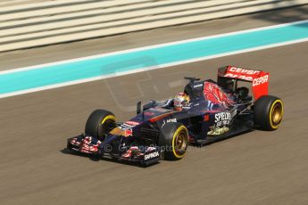World © Octane Photographic Ltd. Friday 21st November 2014. Abu Dhabi Grand Prix - Yas Marina Circuit - Formula 1 Practice 1. Scuderia Toro Rosso STR9 – Jean-Eric Vergne. Digital Ref: