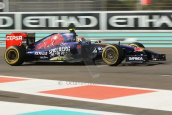 World © Octane Photographic Ltd. Friday 21st November 2014. Abu Dhabi Grand Prix - Yas Marina Circuit - Formula 1 Practice 1. Scuderia Toro Rosso STR 9 – Daniil Kvyat. Digital Ref: 1158CB1D6392