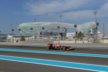 World © Octane Photographic Ltd. Friday 21st November 2014. Abu Dhabi Grand Prix - Yas Marina Circuit - Formula 1 Practice 1. Infiniti Red Bull Racing RB10 – Daniel Ricciardo. Digital Ref: