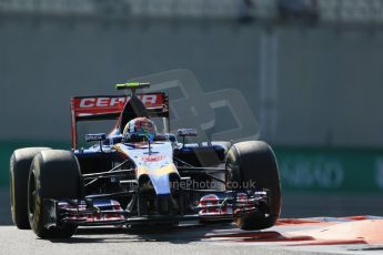 World © Octane Photographic Ltd. Friday 21st November 2014. Abu Dhabi Grand Prix - Yas Marina Circuit - Formula 1 Practice 1. Scuderia Toro Rosso STR 9 – Daniil Kvyat. Digital Ref: 1158LB1D4252