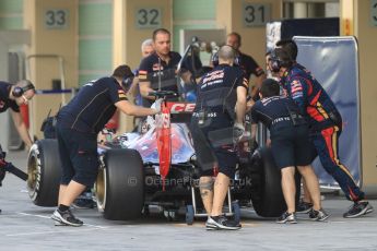 World © Octane Photographic Ltd. Tuesday 25th November 2014. Abu Dhabi Testing - Yas Marina Circuit. Scuderia Toro Rosso STR9 – Max Verstappen. Digital Ref: 1174CB7D8813