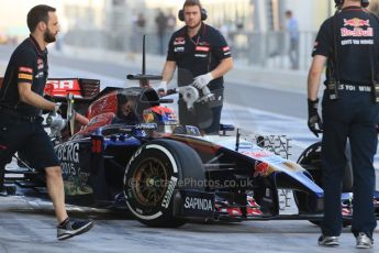 World © Octane Photographic Ltd. Tuesday 25th November 2014. Abu Dhabi Testing - Yas Marina Circuit. Scuderia Toro Rosso STR9 – Max Verstappen. Digital Ref: 1174LB1D7939