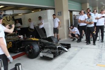 World © Octane Photographic Ltd. Tuesday 25th November 2014. Abu Dhabi Testing - Yas Marina Circuit. McLaren Honda MP4-29H/1X1 - Stoffel Vandoorne. Digital Ref: 1174LB7L9826