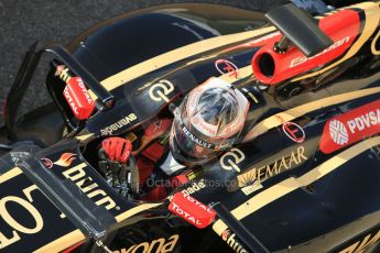 World © Octane Photographic Ltd. Wednesday 26th November 2014. Abu Dhabi Testing - Yas Marina Circuit. Lotus F1 Team E22 – Esteban Ocon. Digital Ref: 1175CB1D8839