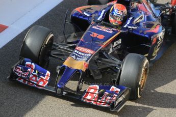 World © Octane Photographic Ltd. Wednesday 26th November 2014. Abu Dhabi Testing - Yas Marina Circuit. Scuderia Toro Rosso STR 9 – Max Verstappen. Digital Ref: 1175CB1D8929