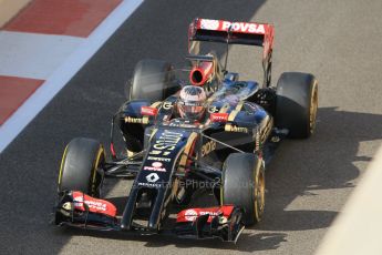 World © Octane Photographic Ltd. Wednesday 26th November 2014. Abu Dhabi Testing - Yas Marina Circuit. Lotus F1 Team E22 – Esteban Ocon. Digital Ref: 1175CB1D8936