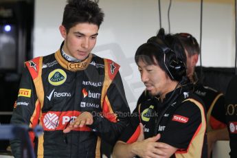 World © Octane Photographic Ltd. Wednesday 26th November 2014. Abu Dhabi Testing - Yas Marina Circuit. Lotus F1 Team E22 – Esteban Ocon. Digital Ref: 1175CB1D8998