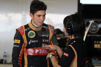 World © Octane Photographic Ltd. Wednesday 26th November 2014. Abu Dhabi Testing - Yas Marina Circuit. Lotus F1 Team E22 – Esteban Ocon. Digital Ref: 1175CB1D9012