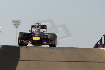 World © Octane Photographic Ltd. Wednesday 26th November 2014. Abu Dhabi Testing - Yas Marina Circuit. Infiniti Red Bull Racing RB10 – Daniel Ricciardo. Digital Ref: 1175CB1D9077