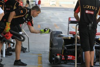World © Octane Photographic Ltd. Wednesday 26th November 2014. Abu Dhabi Testing - Yas Marina Circuit. Lotus F1 Team E22 – Esteban Ocon. Digital Ref: 1175CB1D9142