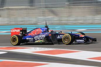 World © Octane Photographic Ltd. Wednesday 26th November 2014. Abu Dhabi Testing - Yas Marina Circuit. Scuderia Toro Rosso STR 9 – Max Verstappen. Digital Ref: 1175CB1D9163