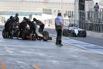 World © Octane Photographic Ltd. Wednesday 26th November 2014. Abu Dhabi Testing - Yas Marina Circuit. Williams Racing FW36 – Felipe Nasr and Infiniti Red Bull Racing RB10 – Daniel Ricciardo. Digital Ref: 1175CB1D9247