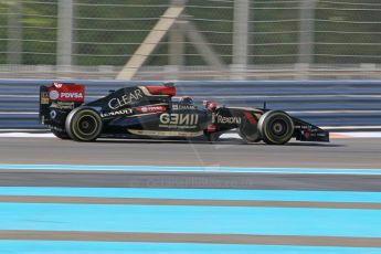 World © Octane Photographic Ltd. Wednesday 26th November 2014. Abu Dhabi Testing - Yas Marina Circuit. Lotus F1 Team E22 – Alex Lynn. Digital Ref: 1175CB1D9529