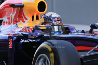 World © Octane Photographic Ltd. Wednesday 26th  November 2014. Abu Dhabi Testing - Yas Marina Circuit. Infiniti Red Bull Racing RB10 – Daniel Ricciardo. Digital Ref: 1175LB1D8449