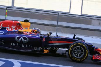 World © Octane Photographic Ltd. Wednesday 26th November 2014. Abu Dhabi Testing - Yas Marina Circuit. Infiniti Red Bull Racing RB10 – Daniel Ricciardo. Digital Ref: 1175LB1D8992